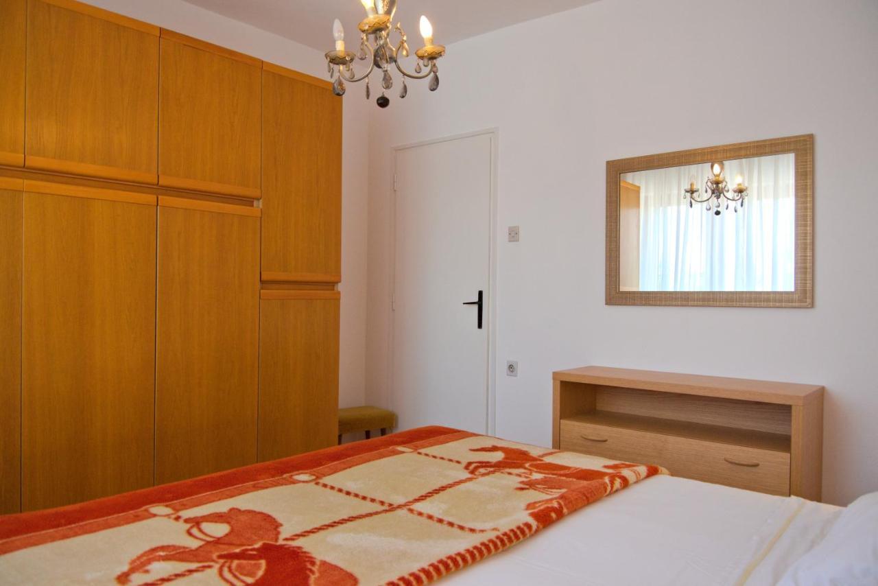 Apartments Vili Umag Exterior foto